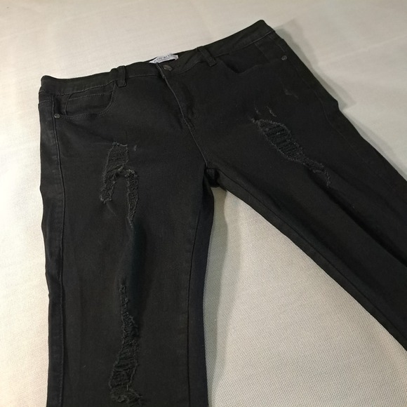 JUDY BLUE Los Angeles Women's Black Pants Distressed‎ 15/32 Skinny Fit - Picture 3 of 12